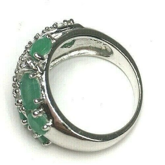 Emerald and Sterling Silver Ring Size 6 - Picture 7 of 12